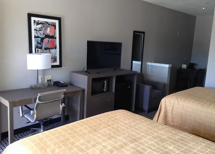Scottish Inn & Suites Cotulla, Tx